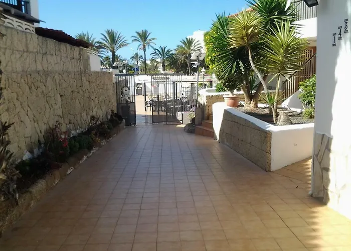 Paraiso Royal Dany & Pina