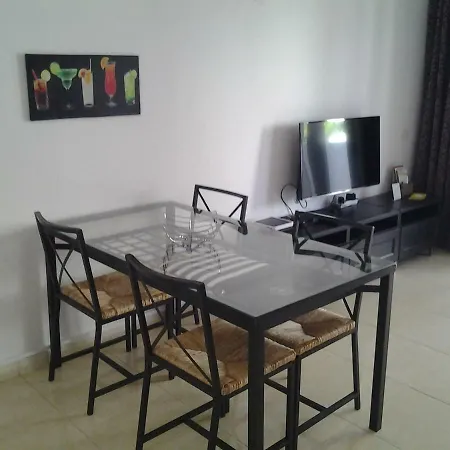 Paraiso Royal Dany & Pina Apartamento *